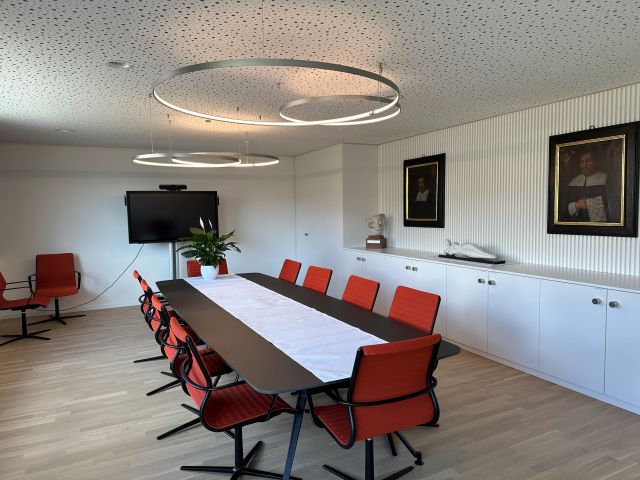 Sala "Nocciolo", Tessin